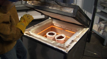 In this lesson, we'll discuss the desirable qualities to look for in any kiln, the most common types available, and the strengths and limitations of each.